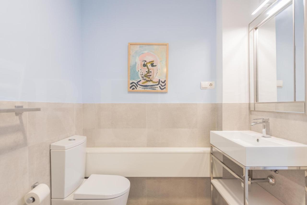 Apartment In The Heart Of Malaga By Rems Buitenkant foto