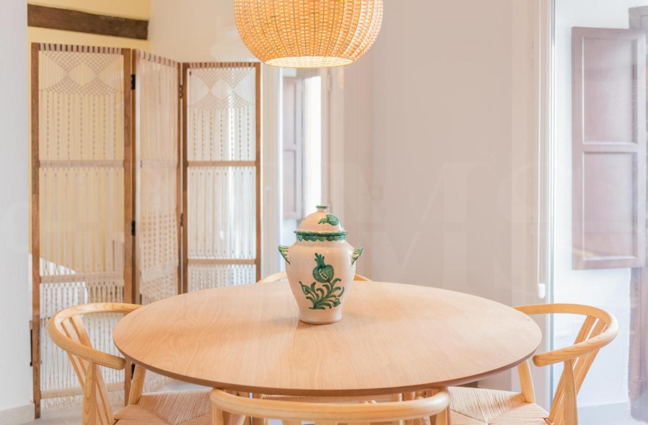 Apartment In The Heart Of Malaga By Rems Buitenkant foto